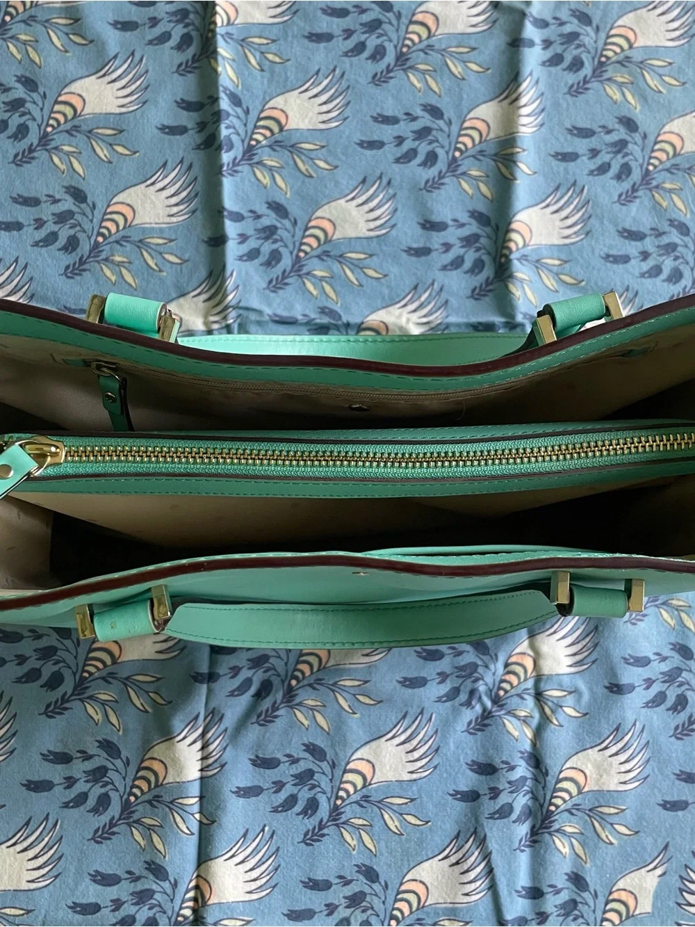 Kate Spade Y2K Turquoise Bow Bottom Leather Vintage Shoulder Bag